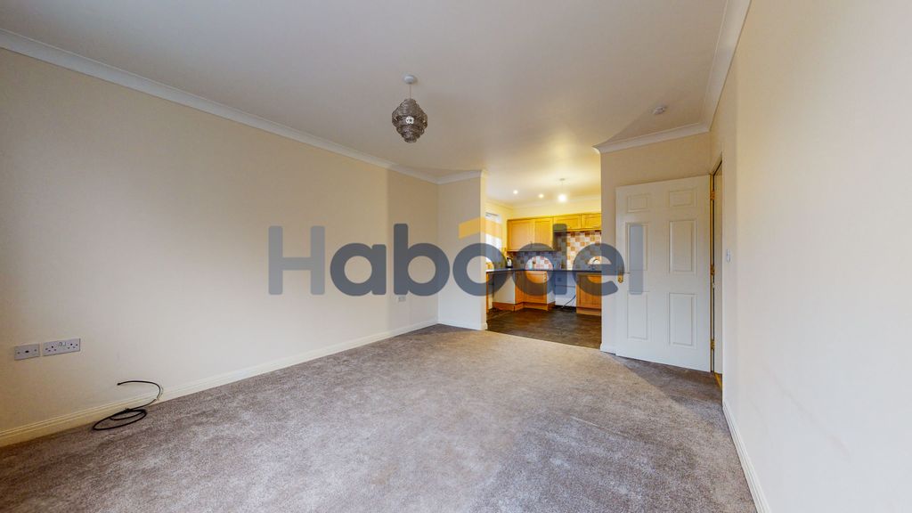 Property photo 3 of 7