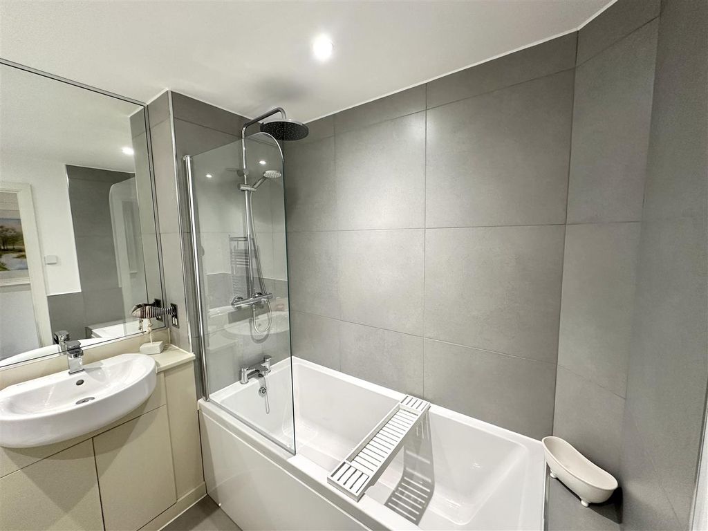 Additional image 16 of 2 bed flat for saleSea Road, Carlyon Bay, St. Austell PL25