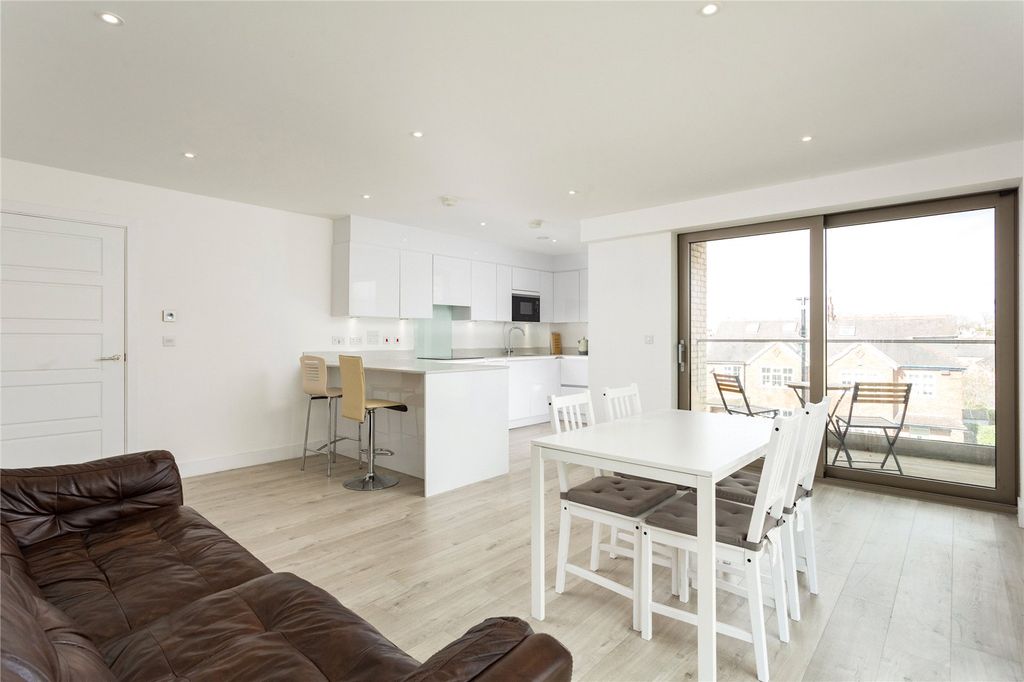 Property photo 2 of 12 Photos