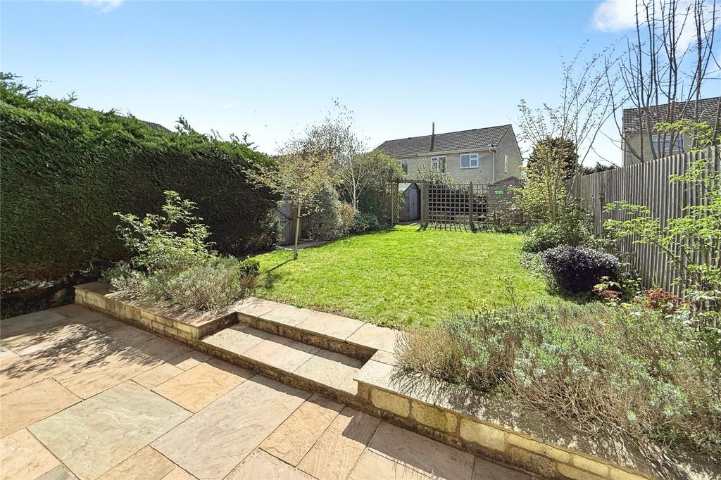 Property photo 2 of 18 Picture No. 09