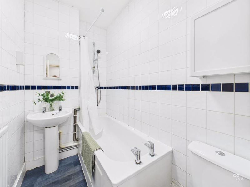 Property photo 2 of 6 Photo 9