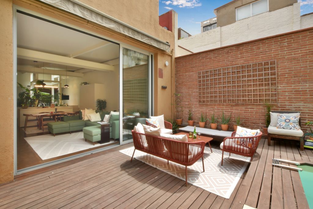 Property photo 1 of 39