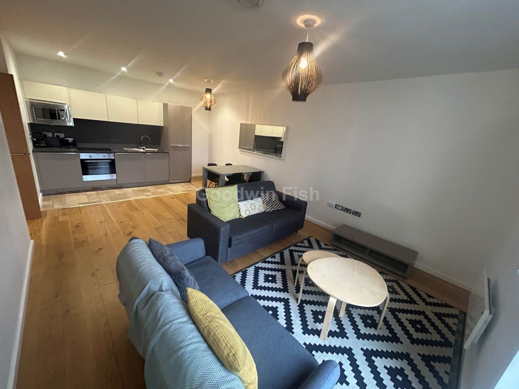 Property photo 2 of 11