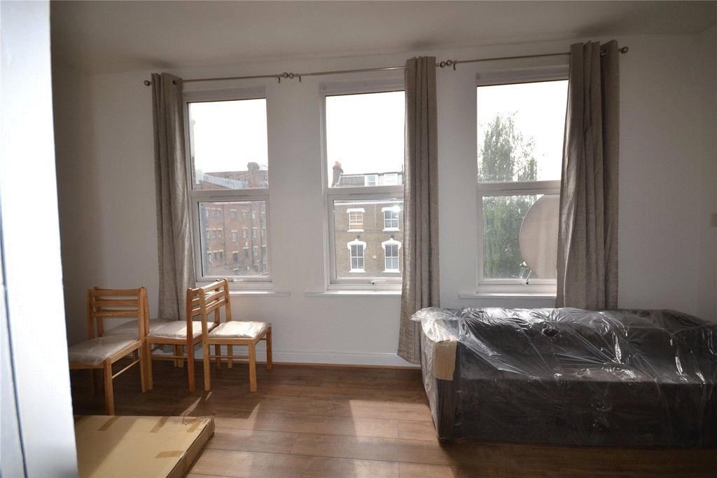 Property photo 2 of 5 Picture No. 02