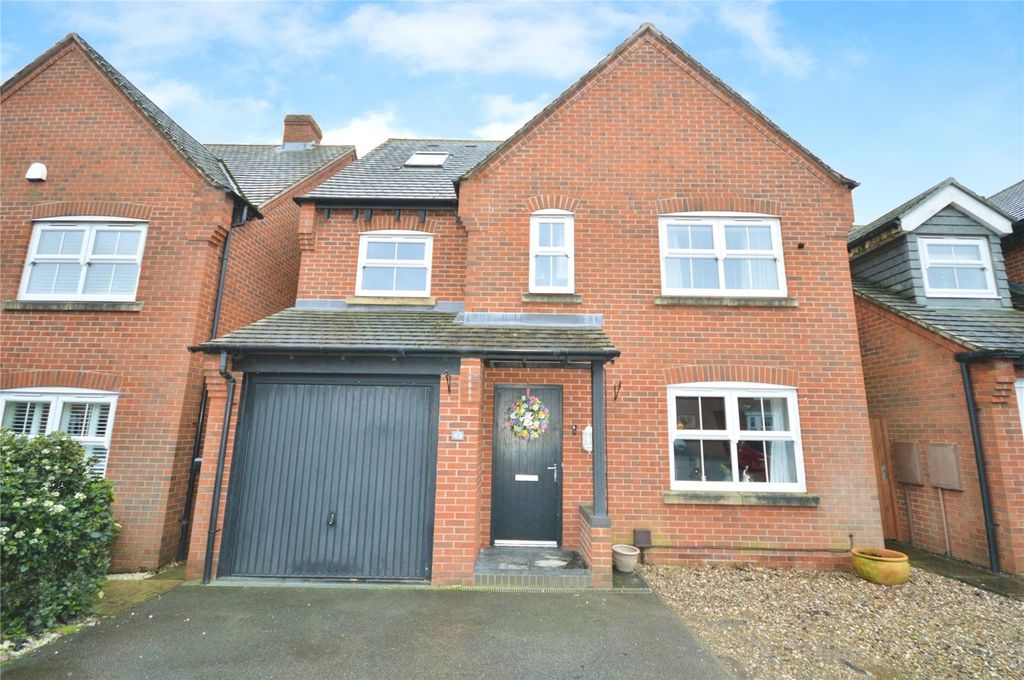 Property photo 1 of 18 Front