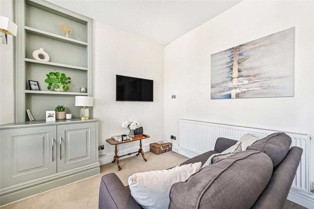 Property photo 1 of 11 Picture No. 05