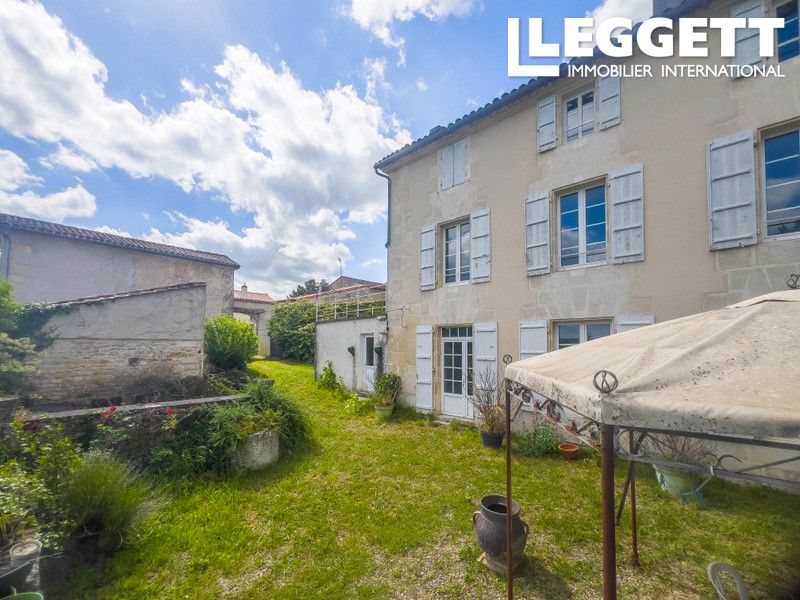 Property photo 3 of 10