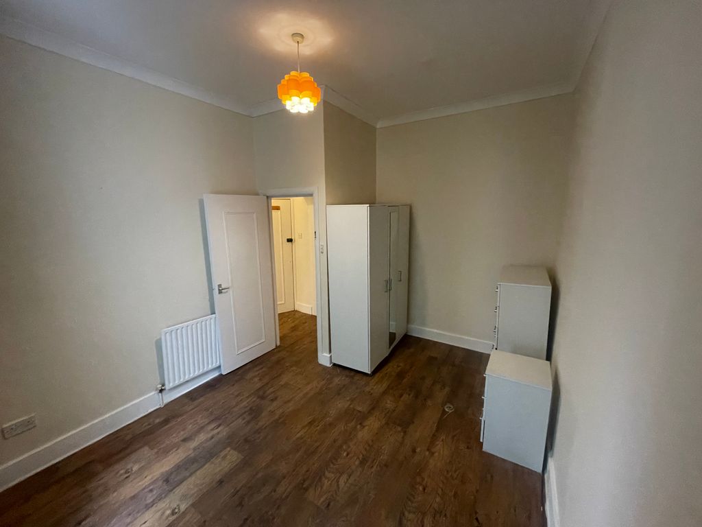 Property photo 1 of 2