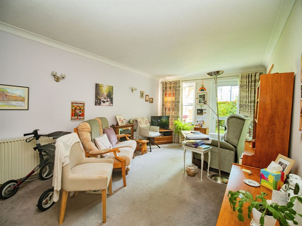 Property photo 2 of 19