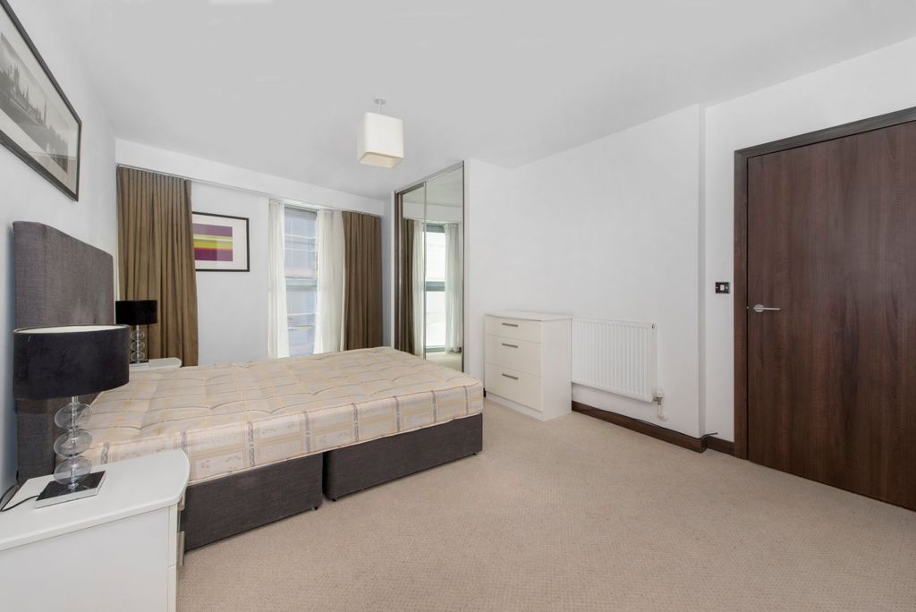 Property photo 3 of 10 Picture No. 09