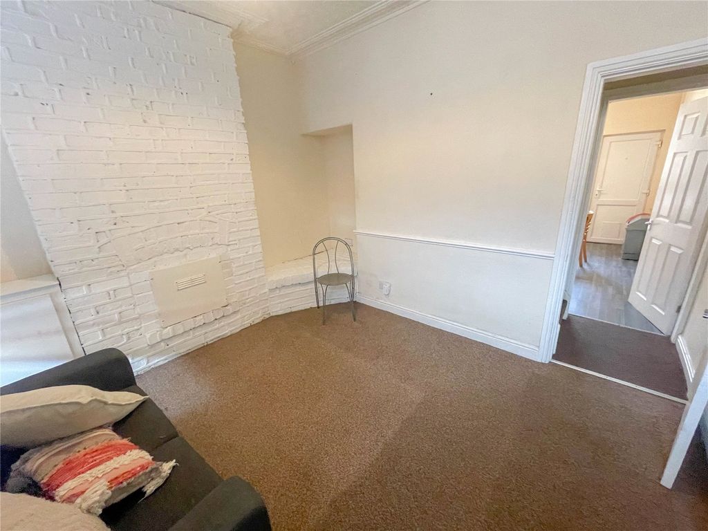 Property photo 3 of 10 Picture No. 17