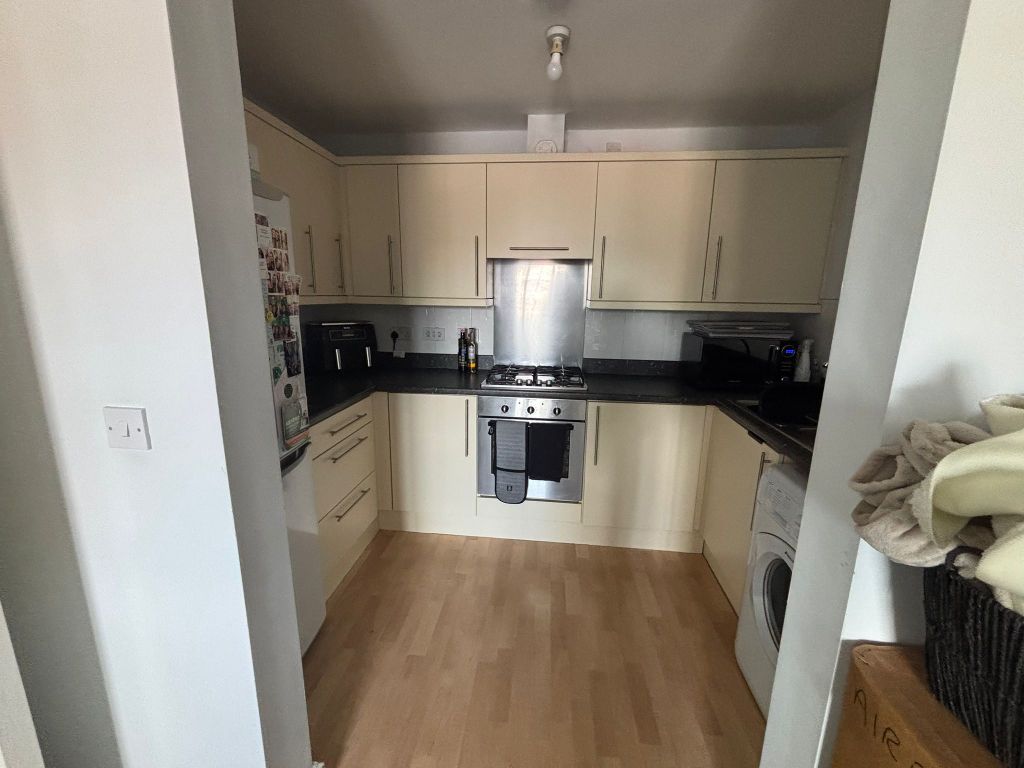 Property photo 3 of 5 Kitchen