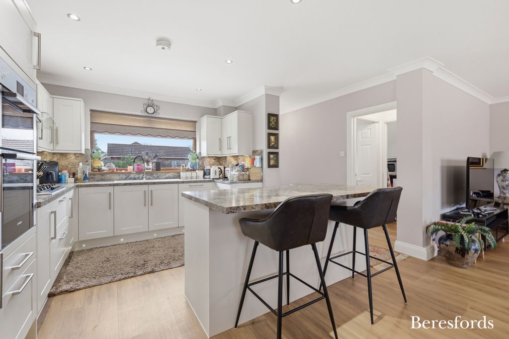 Property photo 2 of 22 Picture 2