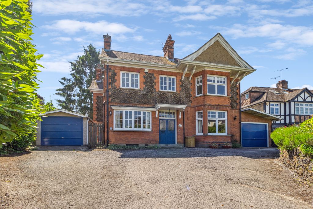 Property photo 1 of 15
