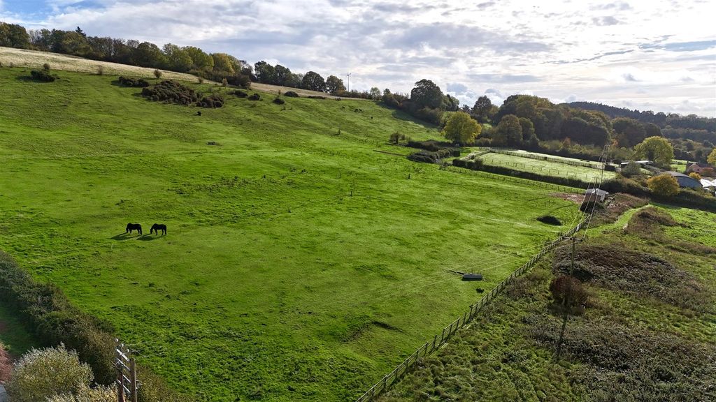 Property photo 1 of 4