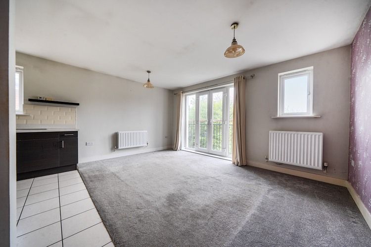 Property photo 3 of 19