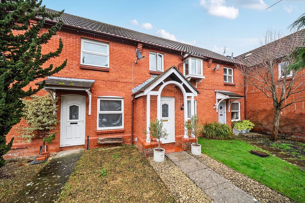 Property photo 1 of 17