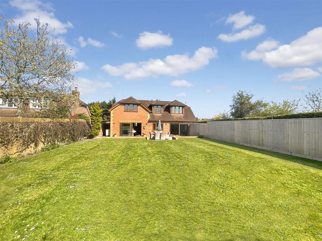 Property photo 3 of 50 Rear Garden