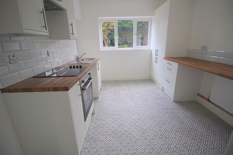 Property photo 2 of 10 Photo 8