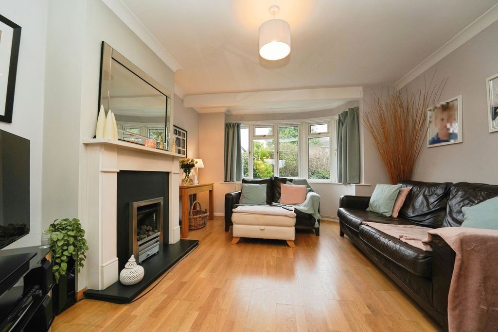 Property photo 2 of 19 Pbox-Img.Jpg