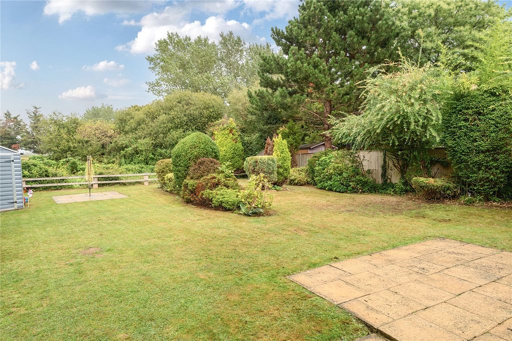 Property photo 3 of 15 Picture No. 30