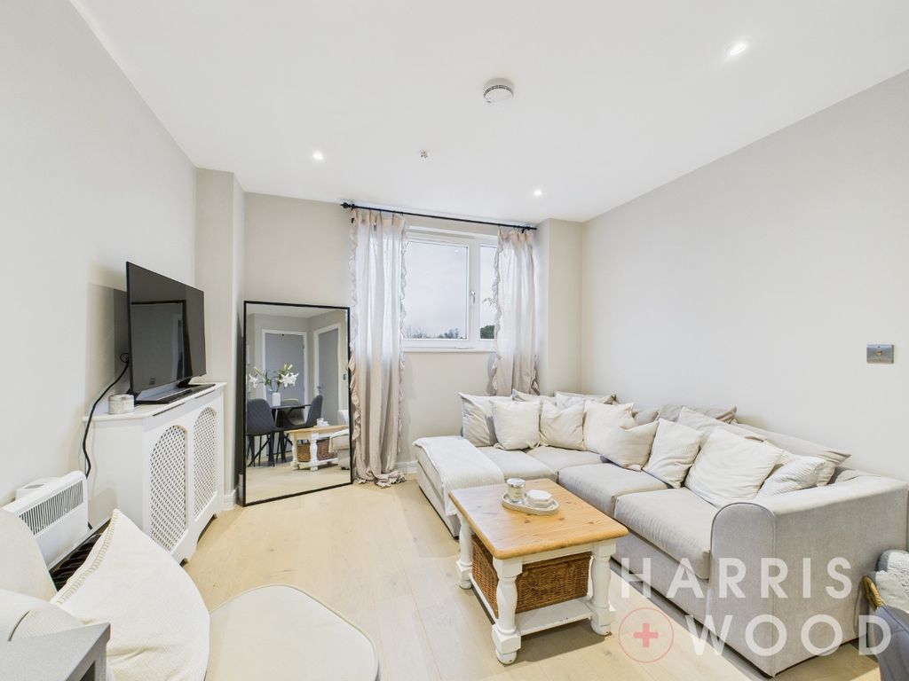 Property photo 3 of 16 4713567