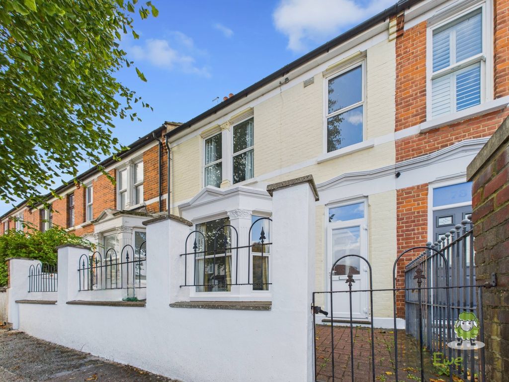 Property photo 1 of 25 Cam01543G0-Pr0161-Still003