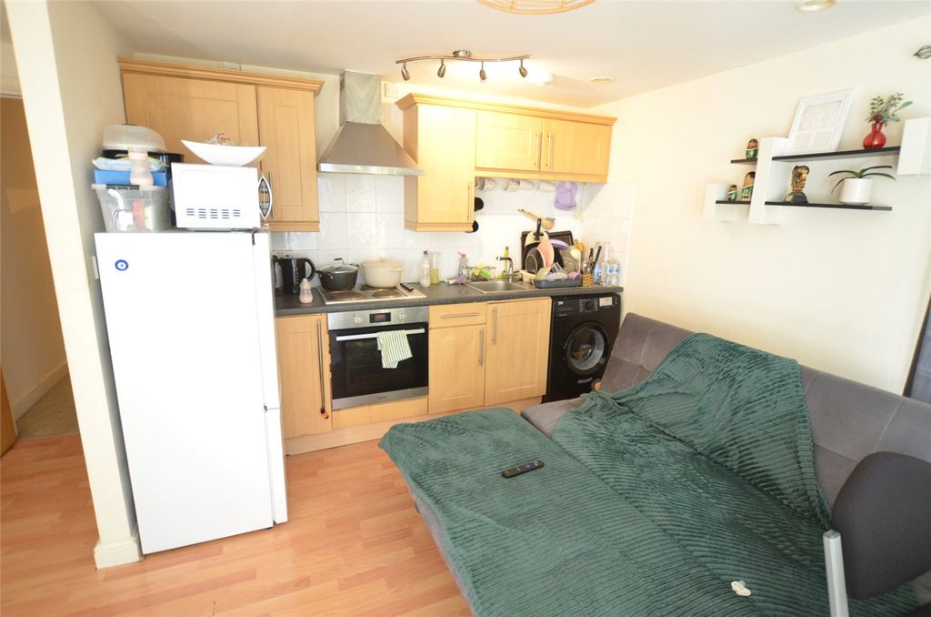 Property photo 2 of 5 Picture No. 04