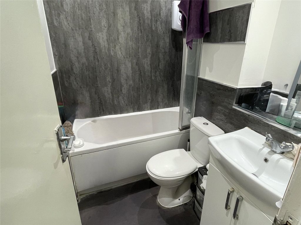 Property photo 3 of 5 Picture No. 03