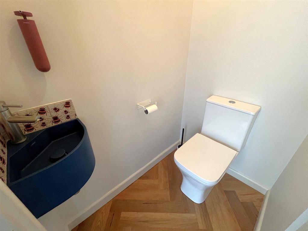 Additional image 11 of 4 bed semi-detached house for saleHutton Close, Westbury-On-Trym, Bristol BS9