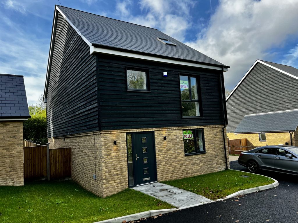 Property photo 1 of 21 Photo 3