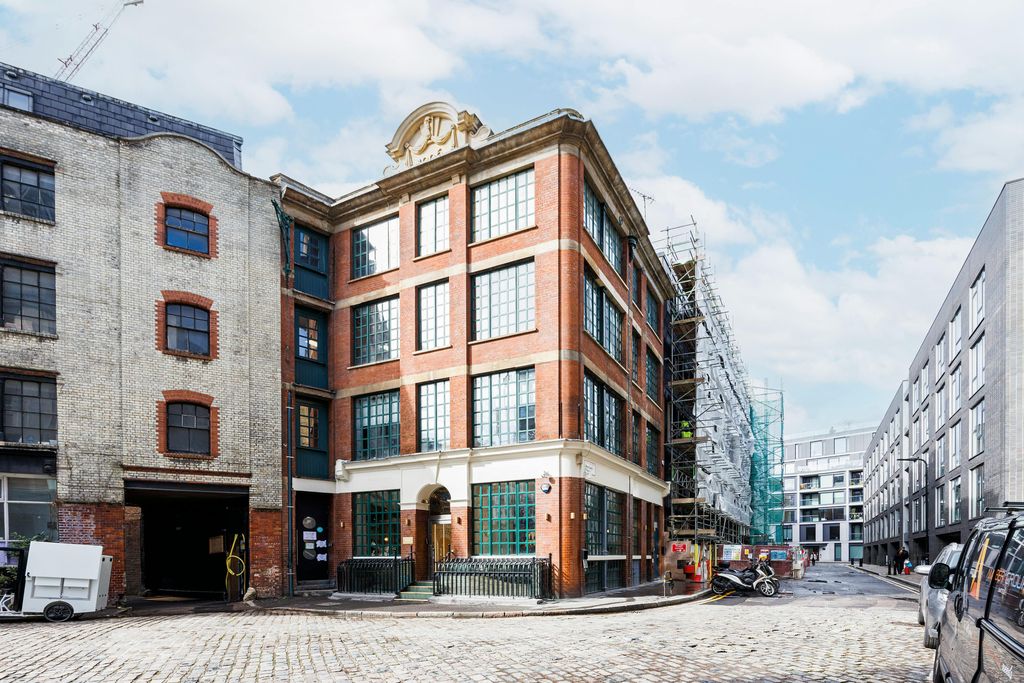 Property photo 1 of 6 15-Westland-Place-061.Jpg