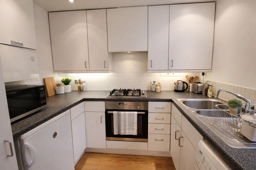 Property photo 3 of 6 06222341-Ef4A-4Fd5-A295-A75232Cfc2A6.Png