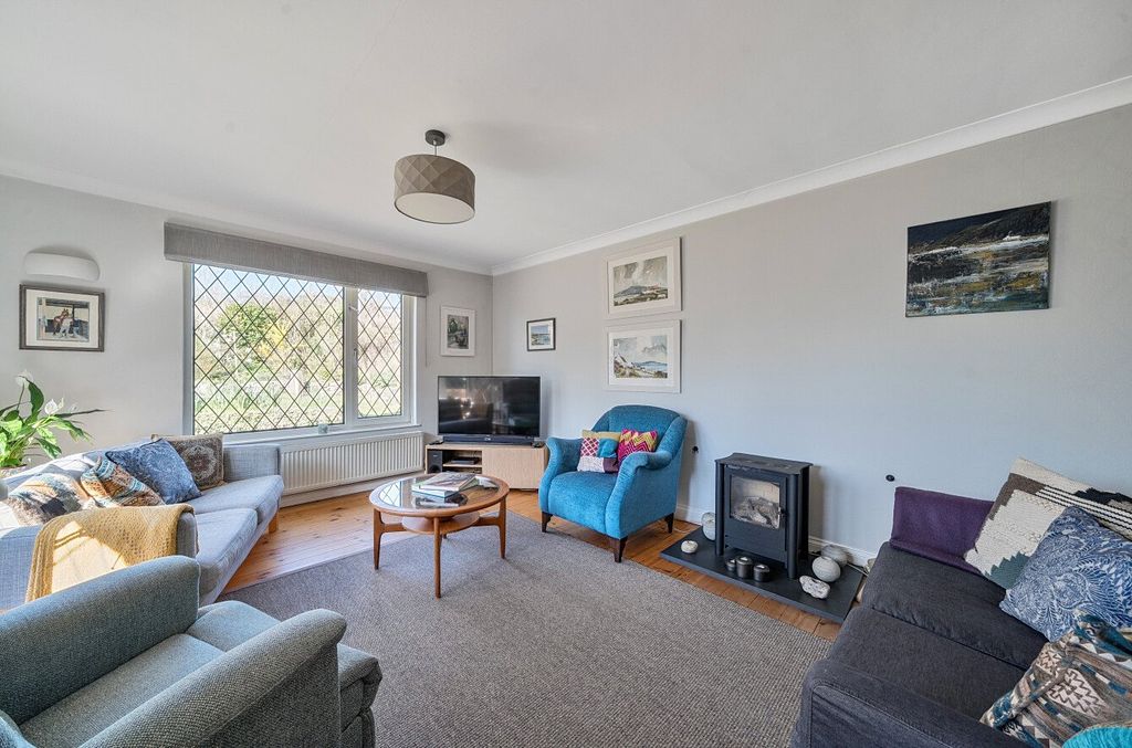 Property photo 2 of 13 Sitting Room