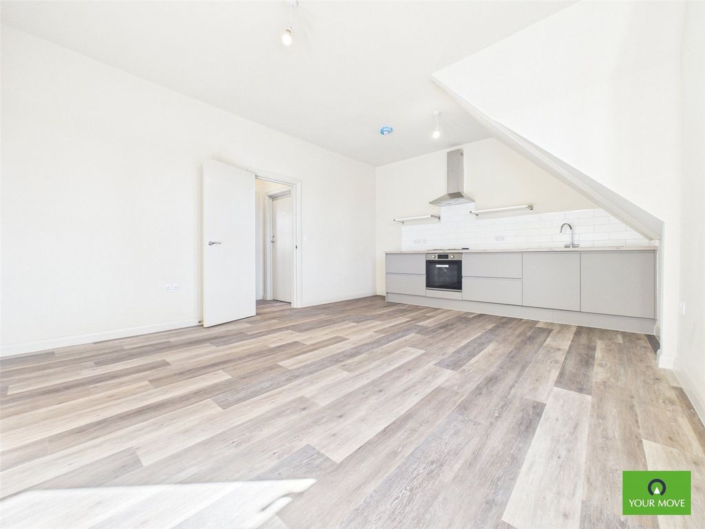 Property photo 3 of 8 Picture No. 07