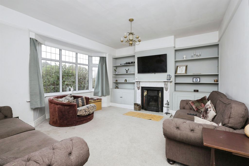 Property photo 2 of 19