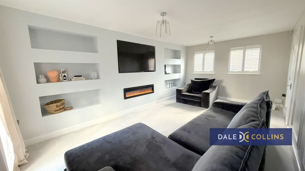 Property photo 3 of 23 Photo 21