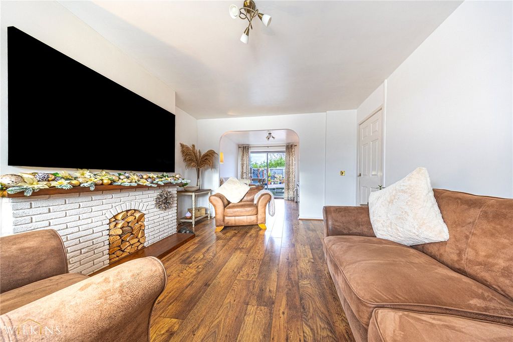 Property photo 2 of 24 Picture No. 04