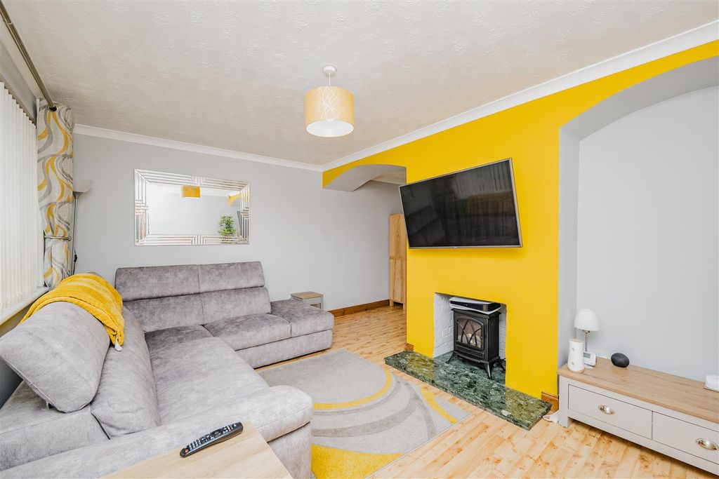 Property photo 2 of 26 P1410056.Jpg