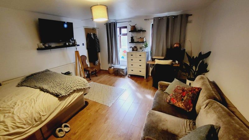 Property photo 2 of 10 Photo 2