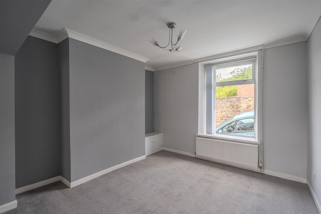 Property photo 2 of 21 27 Park Street-9.Jpg