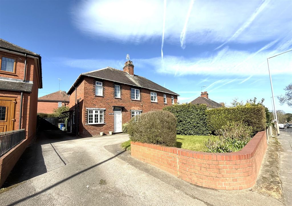 Property photo 1 of 17 64 Sandy.Jpeg