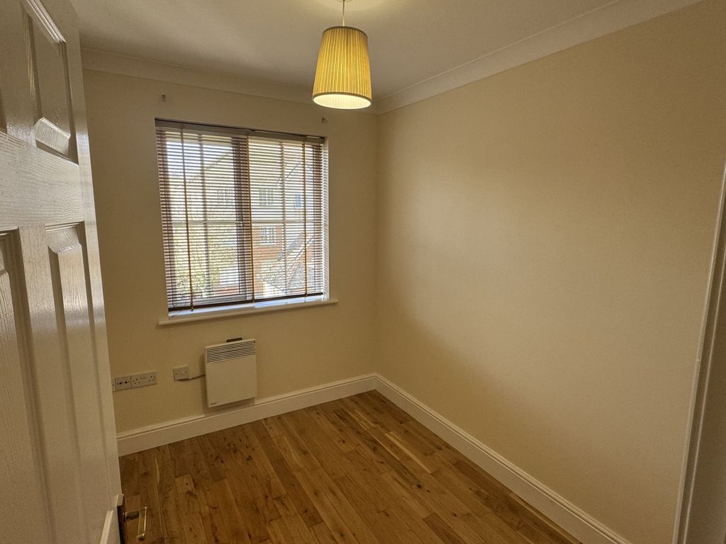 Property photo 3 of 8 Photo 3