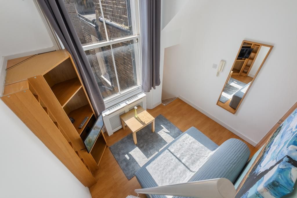 Property photo 1 of 8 Studio To Rent Fairholme Road, West Kensington W14