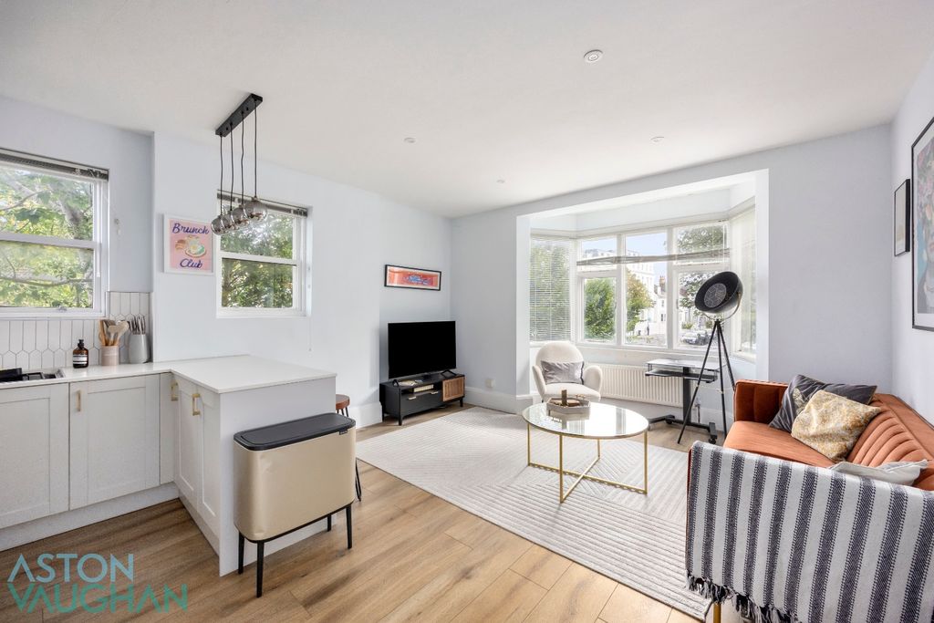 Property photo 3 of 15 5521273