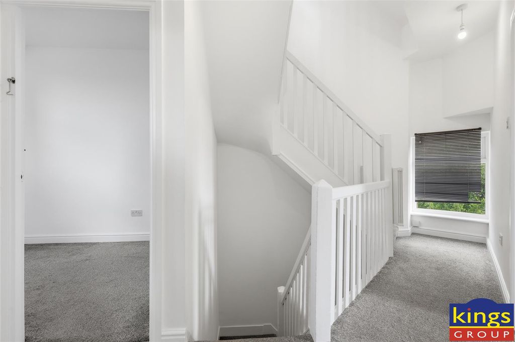 Property photo 1 of 36 15_Img_7074.Jpg