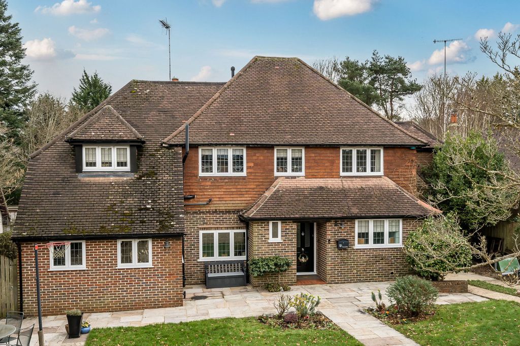 Property photo 1 of 31