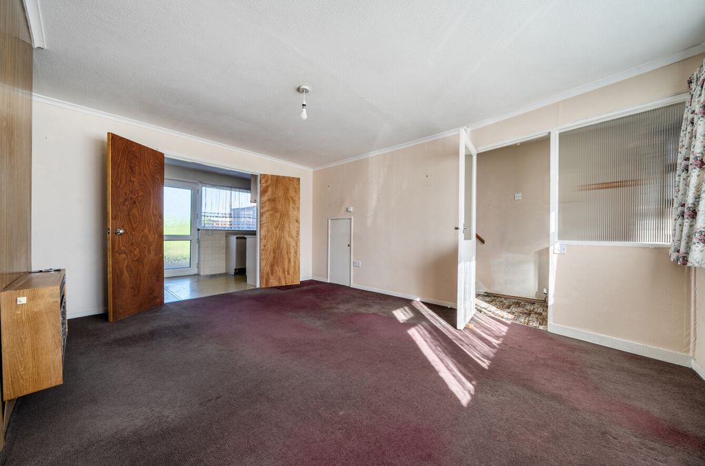 Property photo 3 of 20 Reception Room