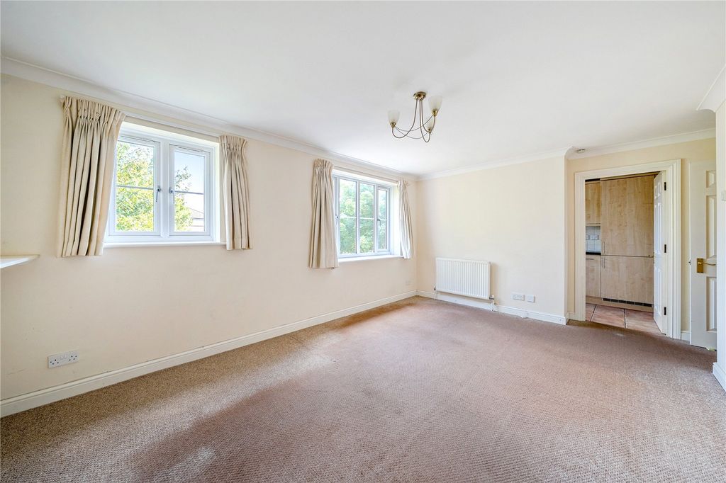 Property photo 3 of 14 Picture No. 02