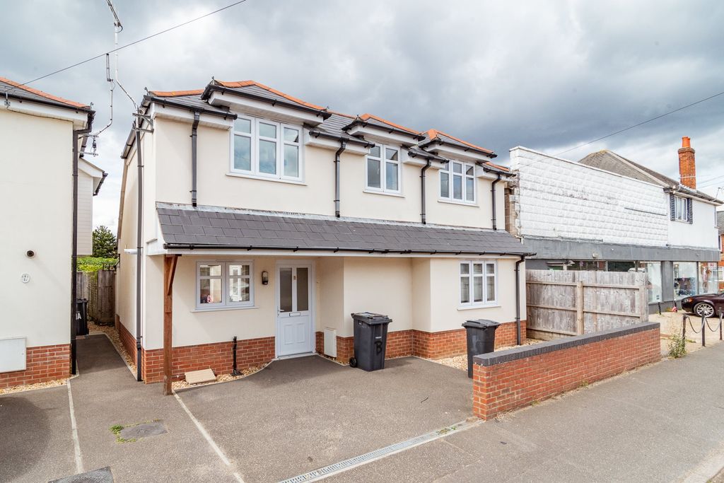 Property photo 1 of 16 Dsc_1792